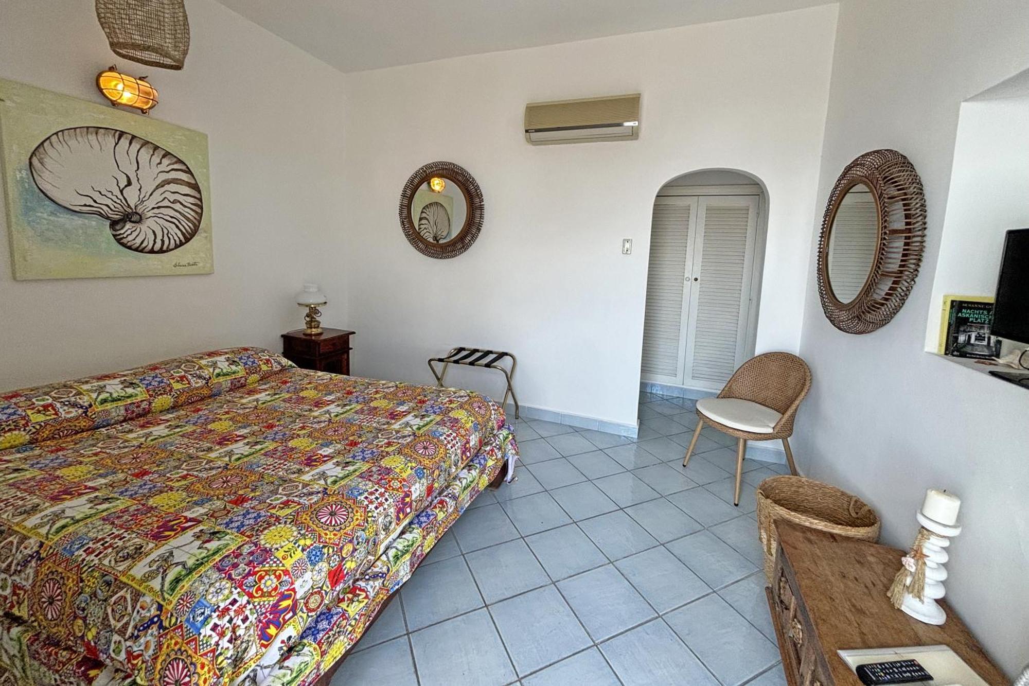Dependance La Caletta Hotel Panarea Bagian luar foto